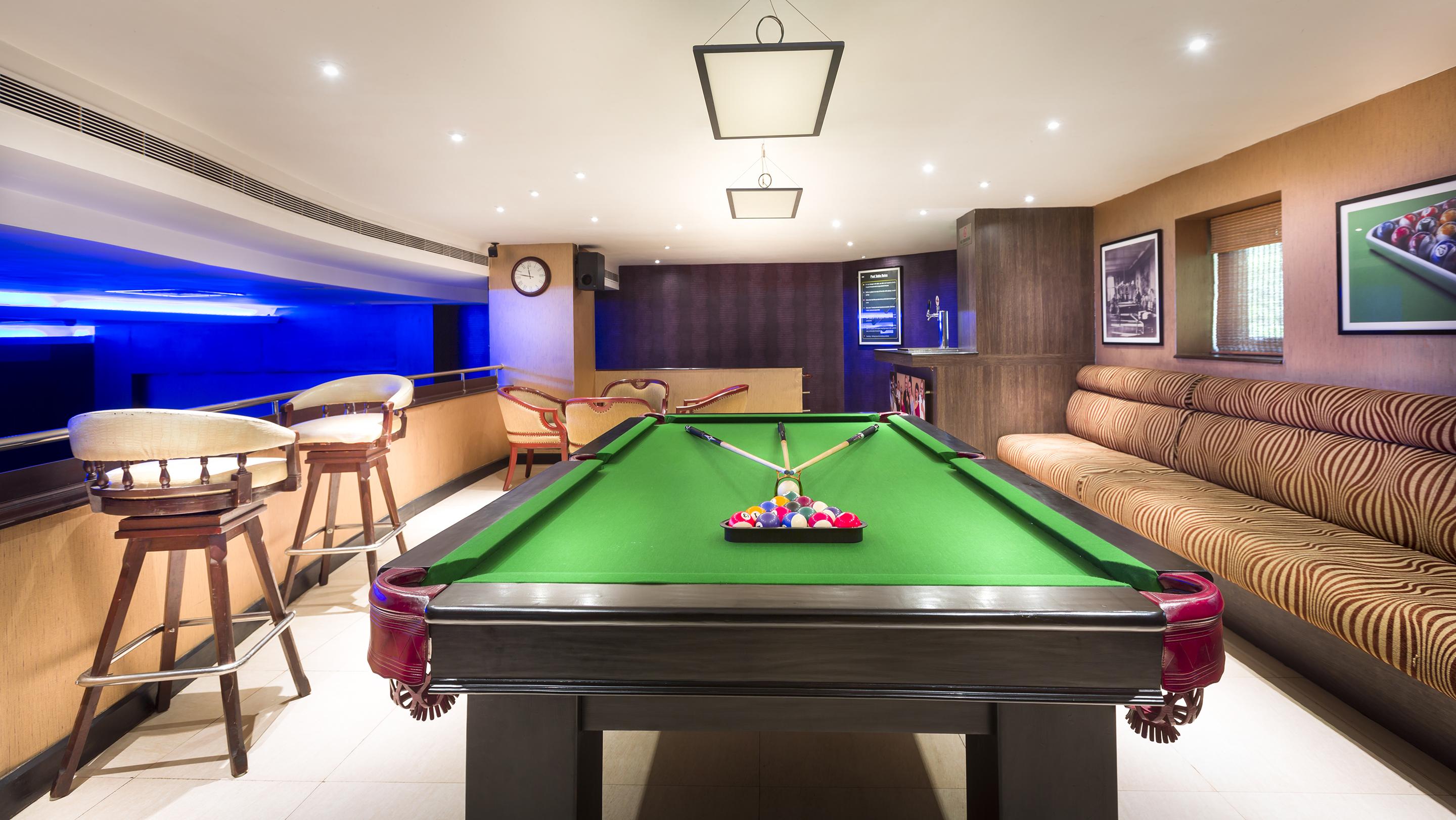 Grand Chennai By Grt Hotels Екстериор снимка A pool table