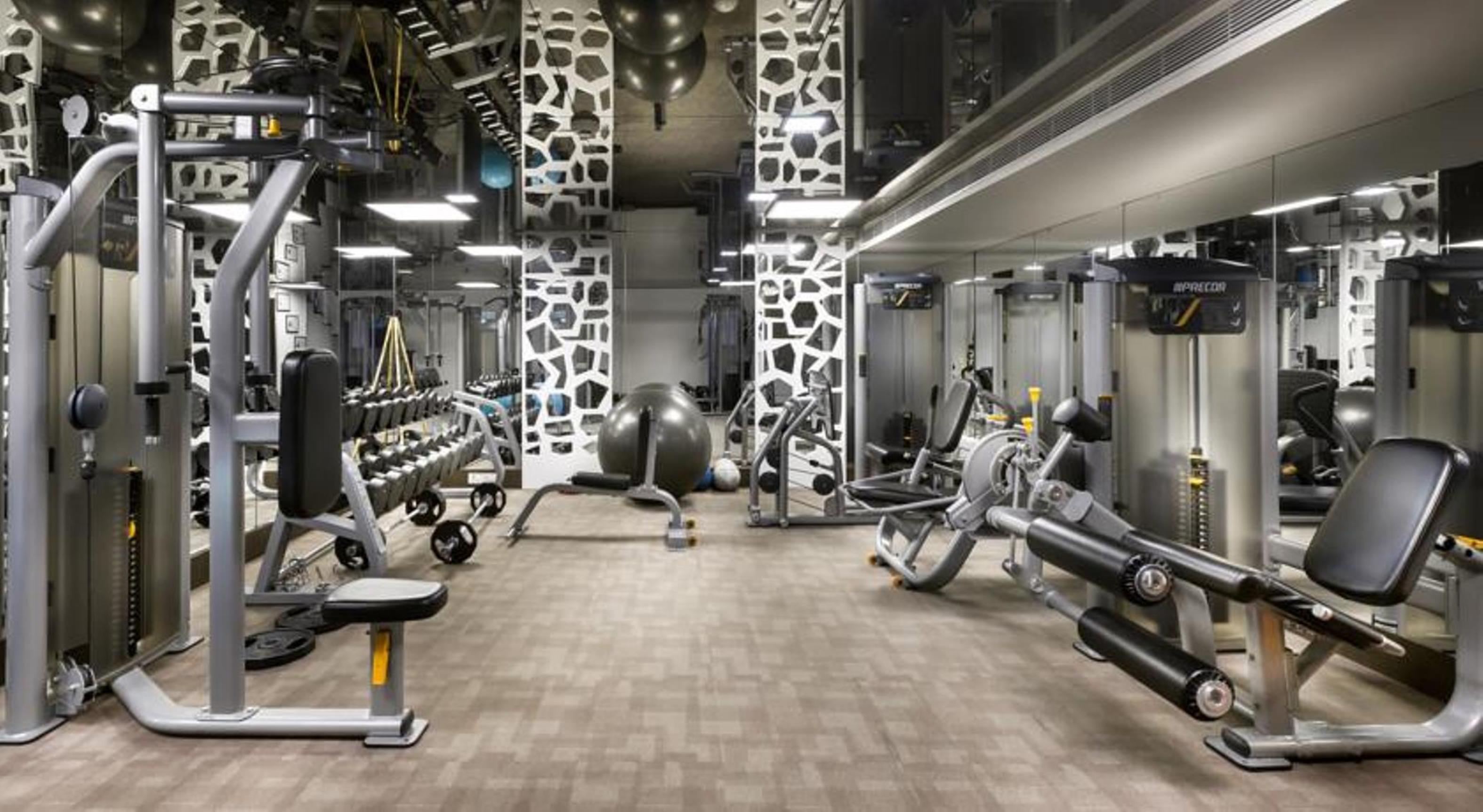 Grand Chennai By Grt Hotels Екстериор снимка The gym at The Ivy Collection, 2019
