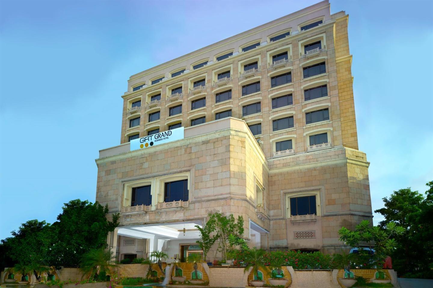 Grand Chennai By Grt Hotels Екстериор снимка The Grand Hotel
